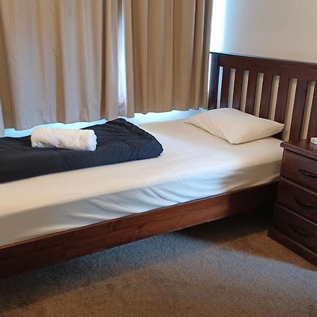 Homestay Family Room, Near The City Center Κράισττσερτς Εξωτερικό φωτογραφία
